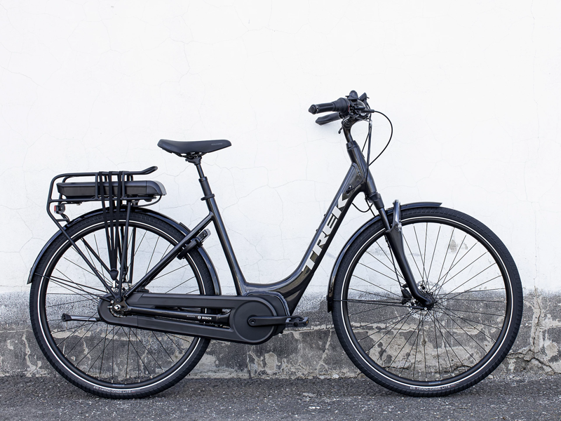 Trek District+ 4 400wh Lowstep Electric Hybrid Bike 2022 in Black-1